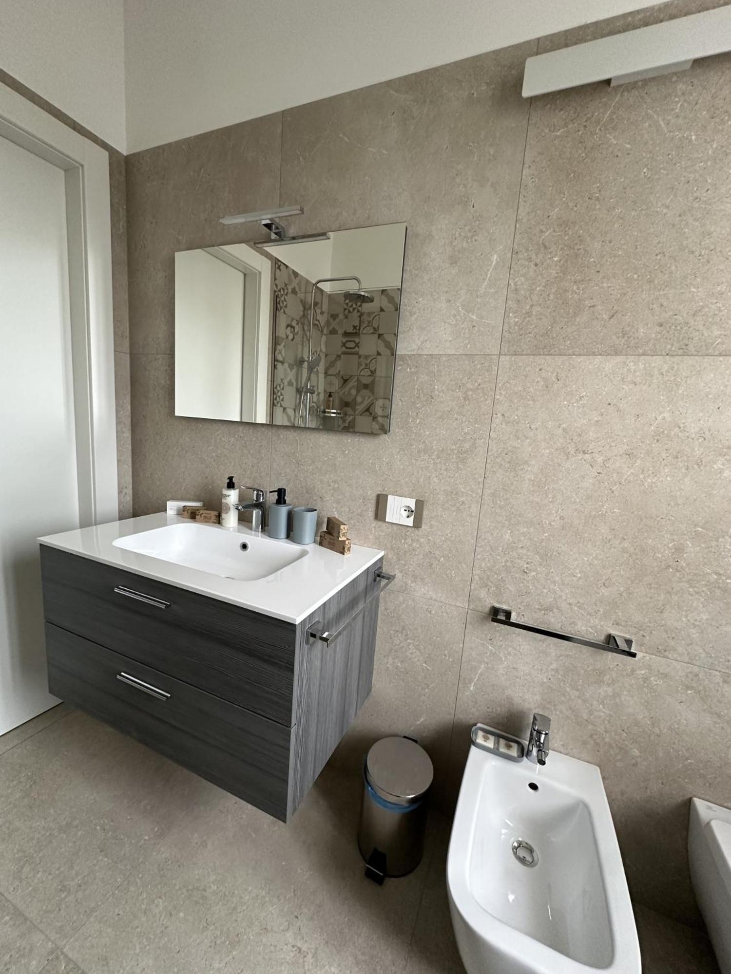 Appartamento Deluxe Fronte Ospedale Legnago Extérieur photo
